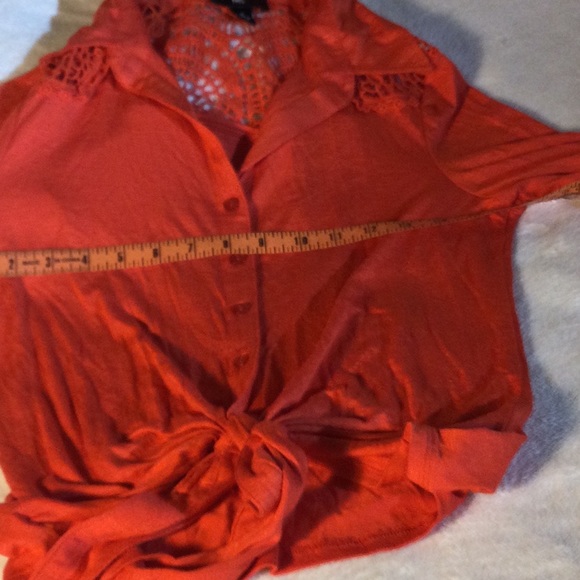 iZ Byer burnt orange 3/4 sleeve with lace top - Picture 7 of 11